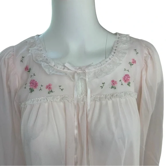 Miss Elaine Vintage ILGWU Pink Nylon Floral Embroidered Nightgown Small S - Picture 2 of 10
